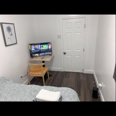 Stylist Bedroom Central Of Baltimore Exterior photo