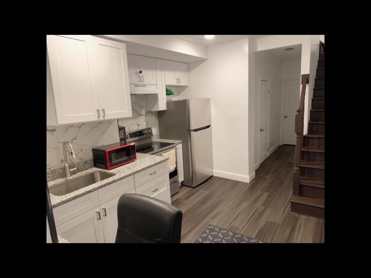Stylist Bedroom Central Of Baltimore Exterior photo