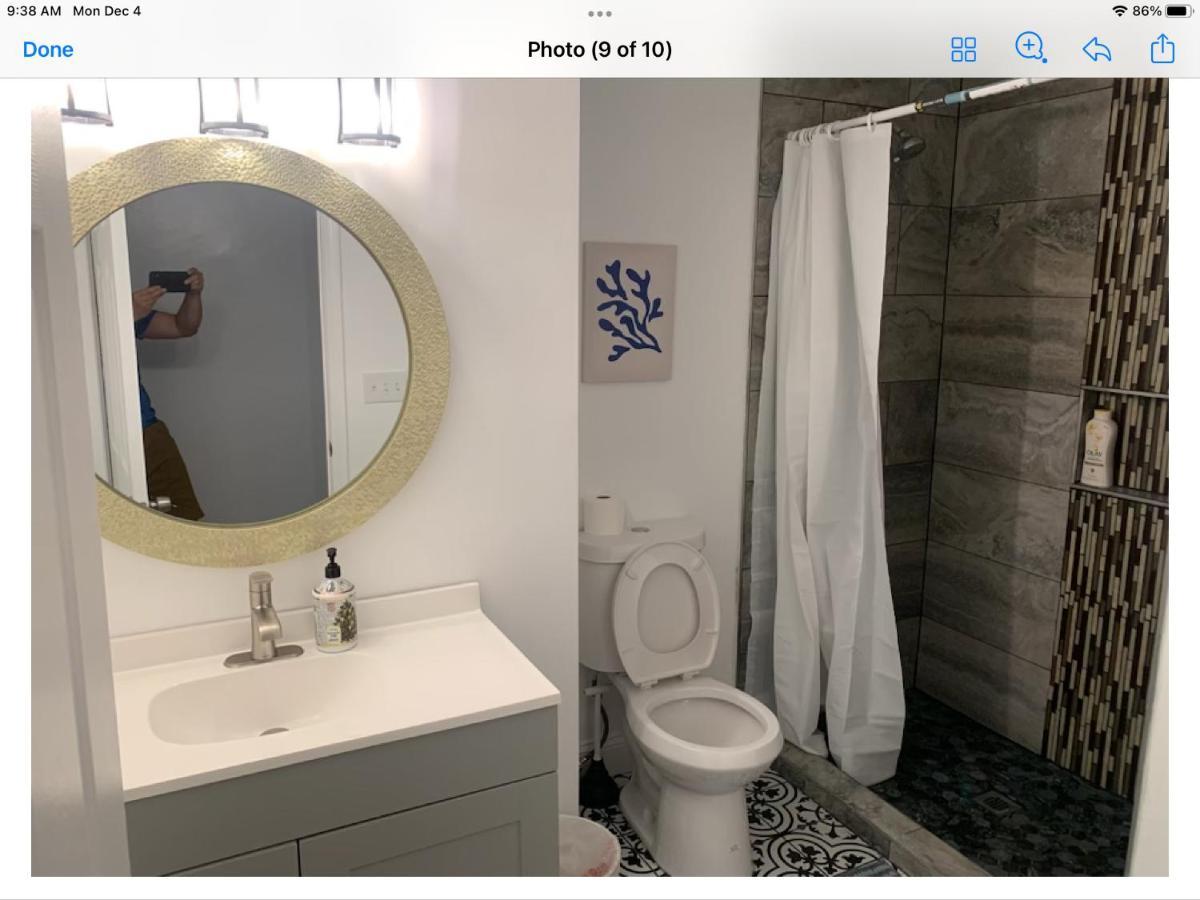 Stylist Bedroom Central Of Baltimore Exterior photo